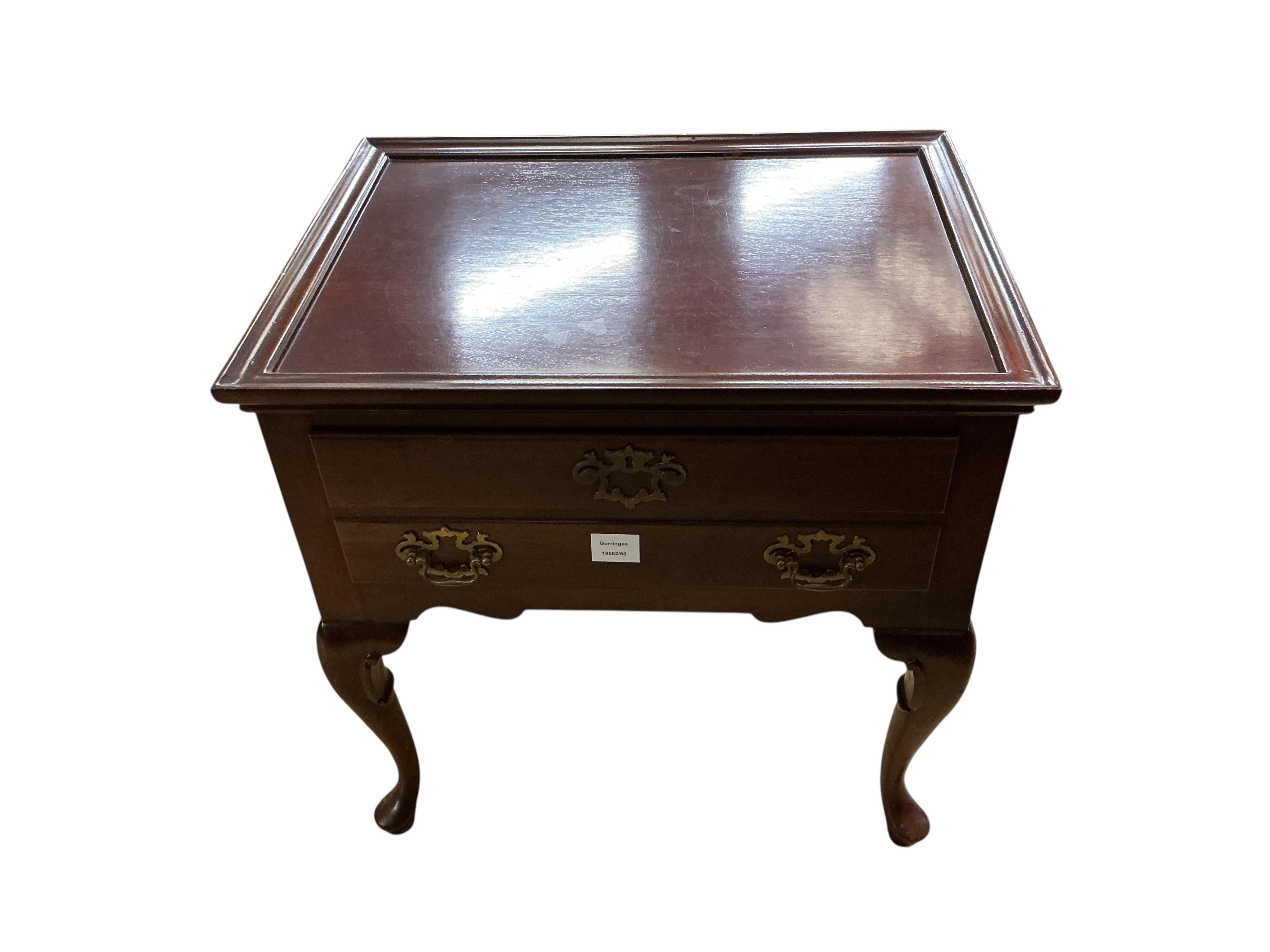 A George III mahogany lowboy, fitted with a single drawer, width 61cm, depth 46cm, height 61cm
